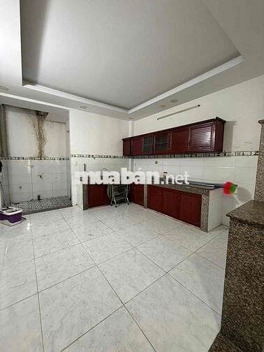 nhà 4x20m lầu lửng 2 phòng ngủ 2wc , hẻm 6m Phạm Đăng Giảng