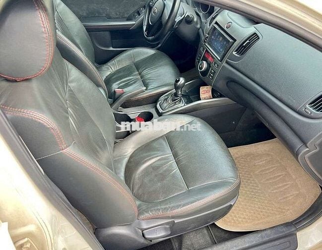 KIA FORTE 2013 S 1.6 AT - 103000 km