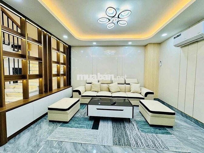 Nhà đẹp cần ra đi gấp tại thị trấn Đức Hoà , ngay ĐH Tân Tạo