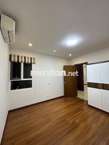 Cho thuê Golden Palace, Mỹ Đình 118m2 3N đồ CB giá 16tr/th có slot oto