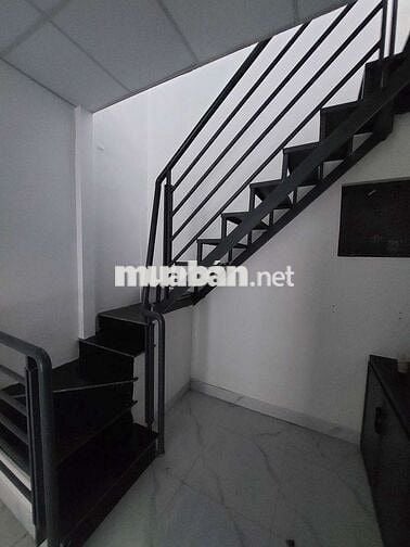 Cho thuê nhà Mặt Tiền đường Hưng Phú P9.Q8 DT.4×12 } 1 Lầu 2 Phòng 2wc