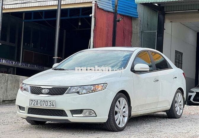 KIA FORTE 2013 S 1.6 AT - 103000 km