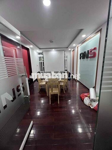 Nhà gần sân bay, diện tích sd 225m2, đường Bạch Đằng, 6pn