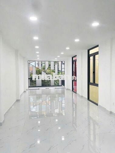 DEAL HỜI GIÁ TỐT NHÀ MỚI XÂY - Cộng Hoà, P4,TB - Trệt 3 lầu DTSS350m2