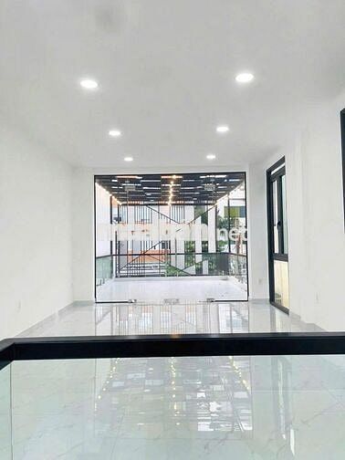 DEAL HỜI GIÁ TỐT NHÀ MỚI XÂY - Cộng Hoà, P4,TB - Trệt 3 lầu DTSS350m2