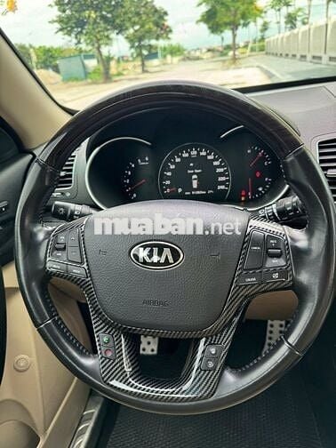 Kia Sorento 2017 2WD 2.2 DATH - 900000 km
