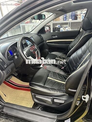 Hyundai i30 CW 1.6 AT 2009 - 215 Triệu