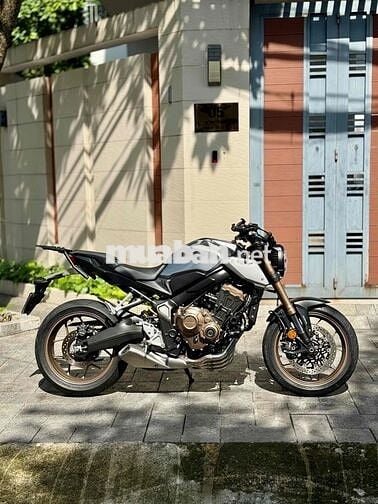 Honda CB650R 2023