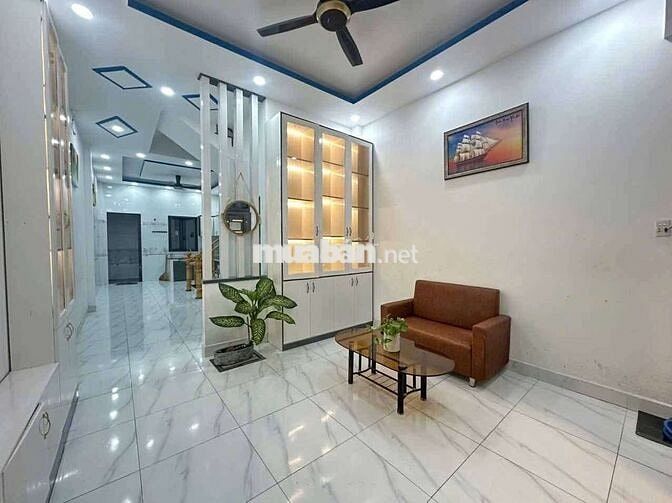 🔥 Nhà Mới Tinh-Khu Tên lửa - 4 x 15 -3 Tầng🔥 sân thượng