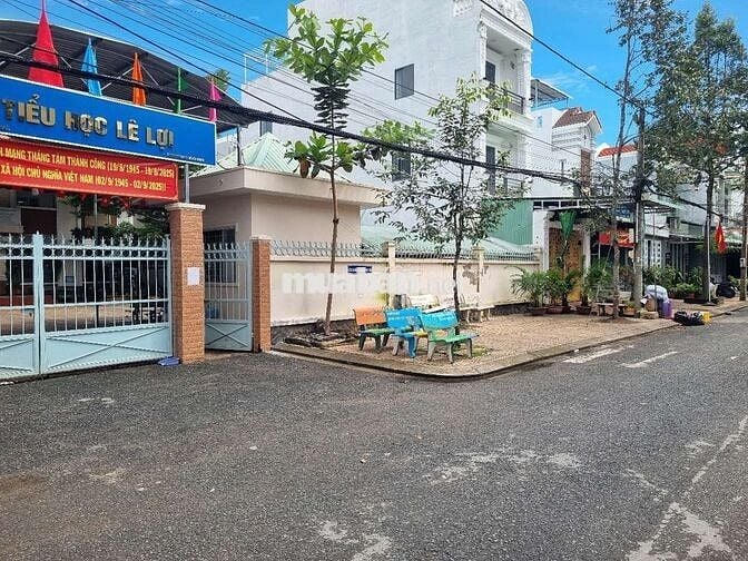 NHÀ 3 LẦU - TRỤC CHÍNH, KDC HÀNG BÀNG