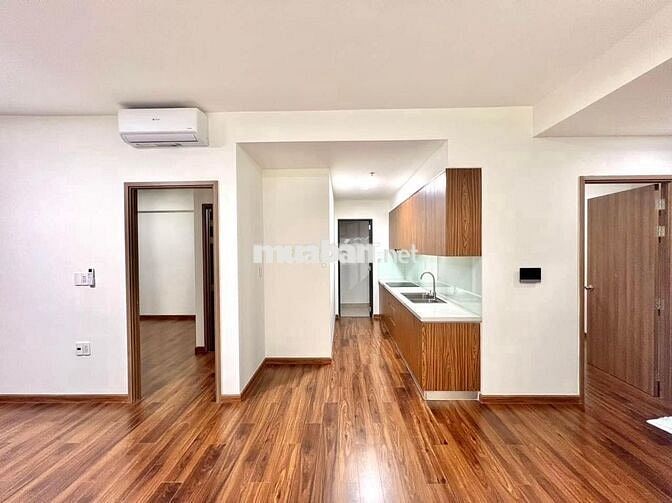 Chính chủ cần bán căn 2PN 2WC - GĐ1 75m2 - View hồ bơi - giá 3,75 tỷ