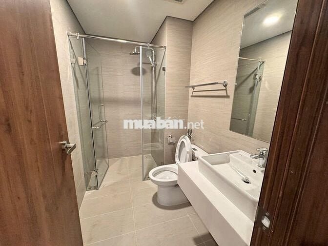 Chính chủ cần bán căn 2PN 2WC - GĐ1 75m2 - View hồ bơi - giá 3,75 tỷ