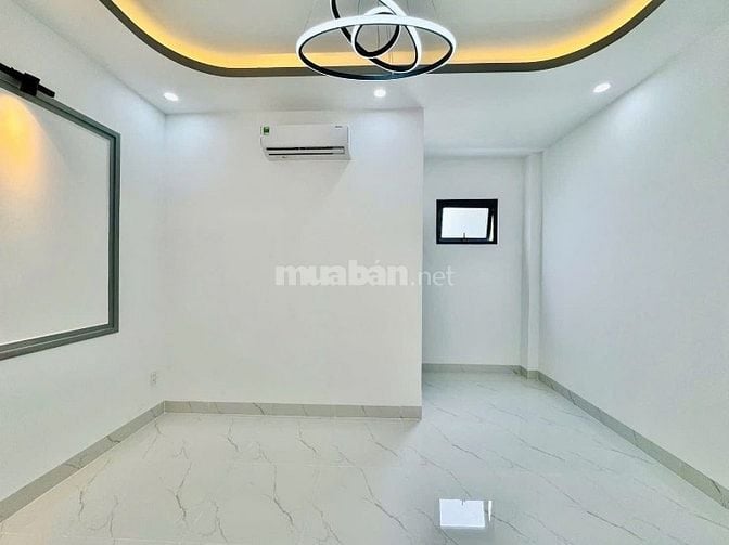 Nhà 3 lầu thiết kế cổ điển HXH Nguyễn Văn Nghi,p1,Q.Gò Vấp