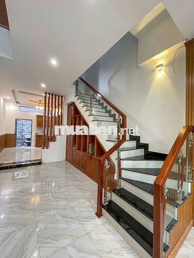 NHÀ 3 LẦU - TRỤC CHÍNH, KDC HÀNG BÀNG