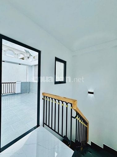 Nhà 3 lầu thiết kế cổ điển HXH Nguyễn Văn Nghi,p1,Q.Gò Vấp