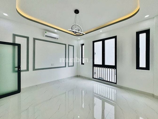 Nhà 3 lầu thiết kế cổ điển HXH Nguyễn Văn Nghi,p1,Q.Gò Vấp