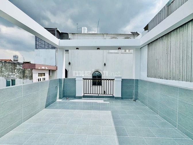Nhà 3 lầu thiết kế cổ điển HXH Nguyễn Văn Nghi,p1,Q.Gò Vấp