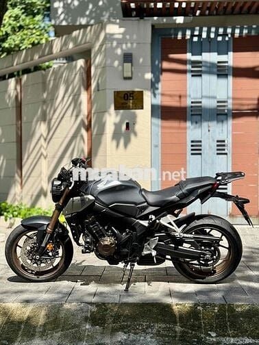 Honda CB650R 2023