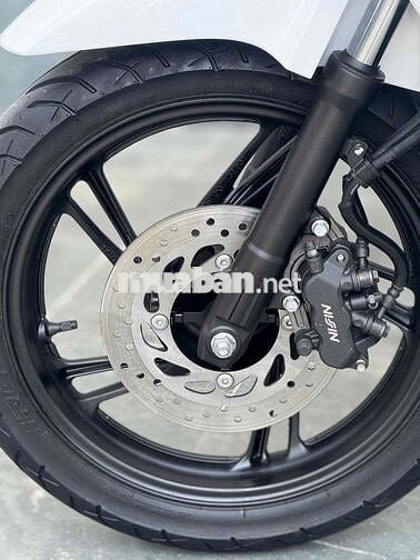 SH 125i 2022 BSTP 00111 Mix 2024