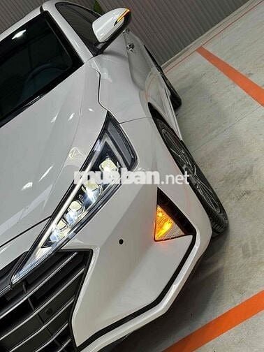 Hyundai Elantra 2019 2.0AT - 54000 km