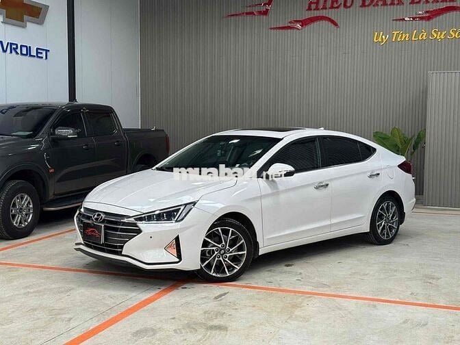 Hyundai Elantra 2019 2.0AT - 54000 km