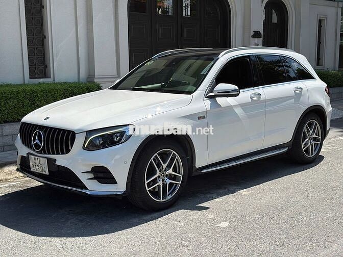Mercedes GLC 300 sx 2018 màu trắng