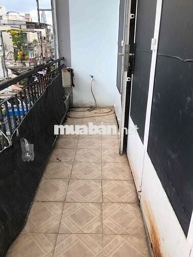 phòng trò cho Nữ thuê. phòng thoáng mát, mặt tiền trung tâm q10, 18 m2