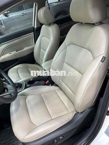 Hyundai Elantra 2019 2.0AT - 54000 km