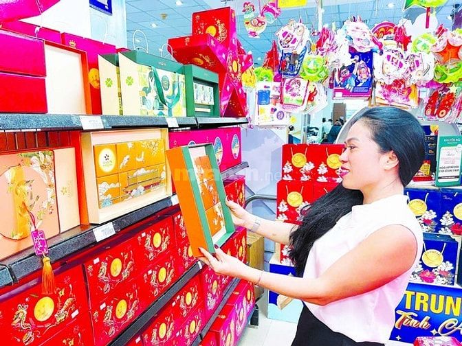 Vui Hội Trăng Rằm Bổ Sung Trung Tuổi,Lớn Tuổi Trực Quầy, Kho, Tạp Vụ