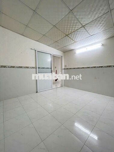 Rất ngộp cần gấp bán căn nhà 1 lầu Bà Điểm 4,Hóc Môn , 670Tr, Sổ Riêng