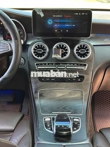 Mercedes GLC 300 sx 2018 màu trắng