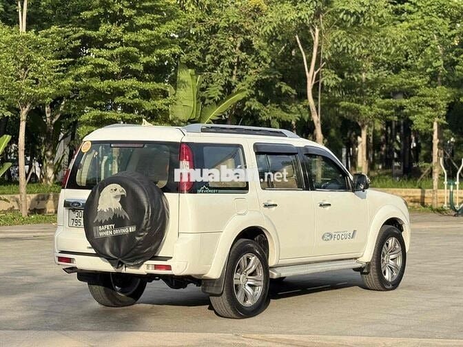 Ford Everest 2011 2.5L 4x2 AT - 130000 km