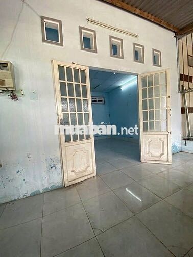 Ngay Vòng Xoay Thị Trấn Hóc Môn TC 800Triệu Có Ngay Căn Nhà C4 DT 48m2
