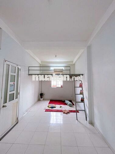 CHO THUÊ PHÒNG CỬA SỔ TRỜI THOÁNH MÁT, ÁNH SÁNG TỰ NHIÊN
