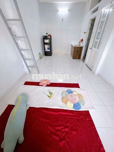 CHO THUÊ PHÒNG CỬA SỔ TRỜI THOÁNH MÁT, ÁNH SÁNG TỰ NHIÊN