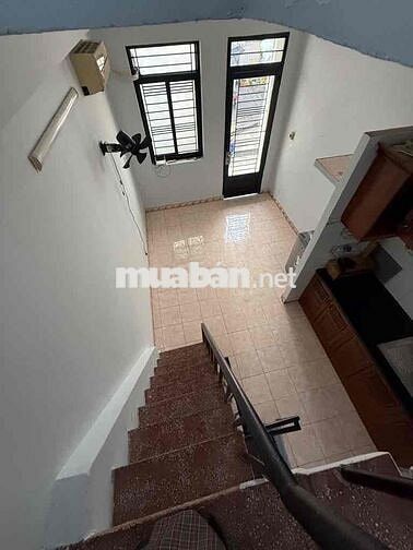 🔥🔥GIÁ TỐT🔥🔥CHỈ 2xTỶ- 3TẦNG- Q7- DTSD 52.2M2 - HẺM 3gác 🤩🏡🏡  📐Diện tí