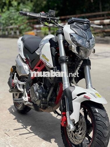 moto benelli 125