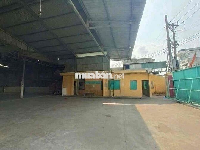 Cho thuê xưởng 1200m2 đường xe công Dĩ An, Bình Dương