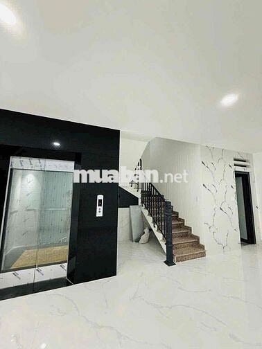 Cho Thuê Nhà Gốc 2 Mat Tiền Bình Phú-Quận 6