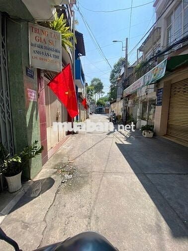 Nhà cho thuê nguyên căn 12/7 Lữ Gia hẻm xe tải thông. DT: 4 x 15m, 1L