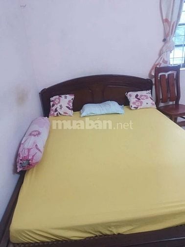 Cho thuê nhà 3 tầng ngõ 201 đường Cầu Giấy