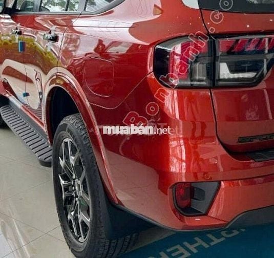 Ford Everest Sport Thế hệ mới -màu đỏ cực đẹp