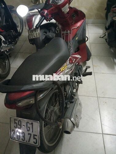 Honda Wave RS còn tốt; Bố Mẹ chỉ đi chợ gần nhà