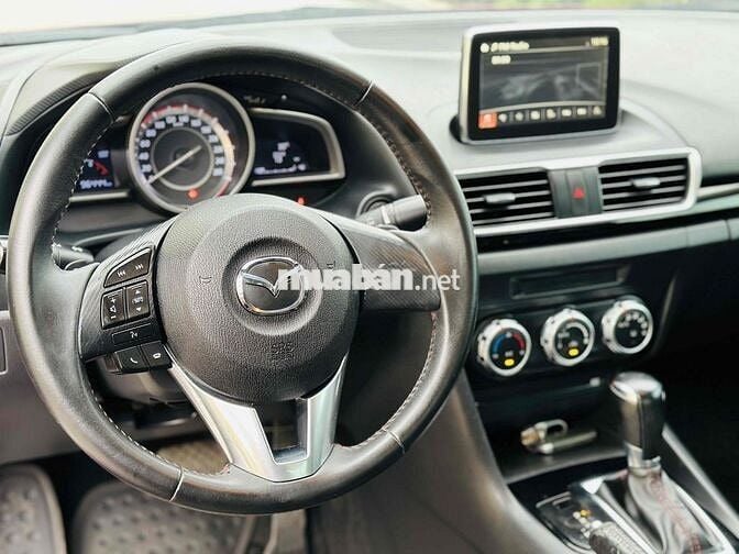 Mazda 3 2015 1.5 AT Sedan - 1234 km