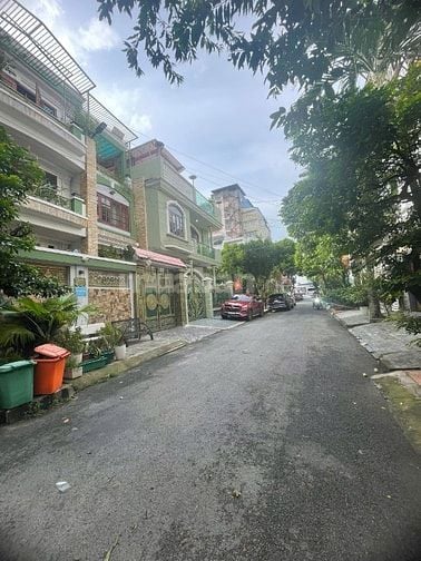 Nhà hẻm 8m Lê Văn Sỹ, Q3. DT 9x12m, 4 tầng giá 22.8 tỷ