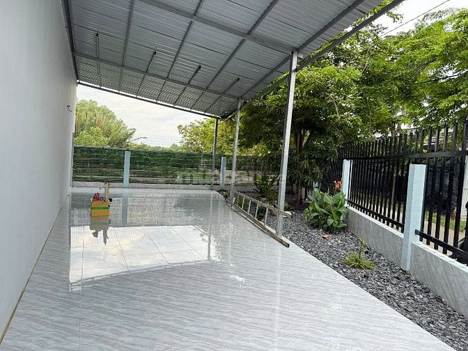 Cần bán nhà mặt tiền đường Liên ấp 2-3, xã Hiệp Phước, Nhà Bè giá 1tỷ8
