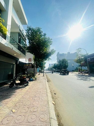 Bán nhà lầu kiên cố mặt tiền nguyễn công bình. Tp Mỹ tho.