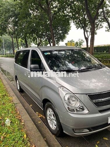 2015 - 235555 km