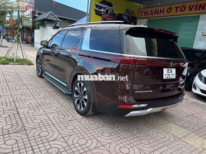 Xe Kia Carnival Premium 2.2D 2021 - Xe Zin