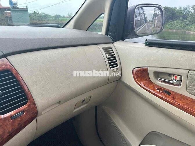 Toyota Innova 2007 G